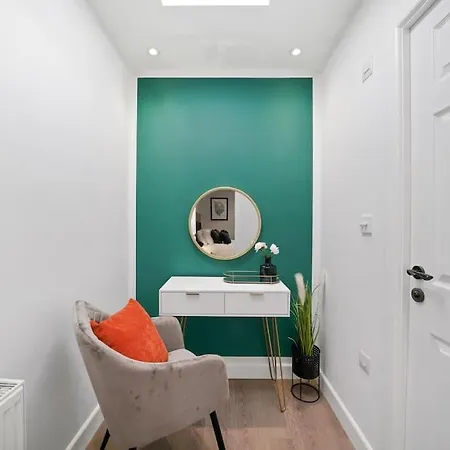 Holiday home Beautiful House With Private Garden - Mycityhaven Bristol