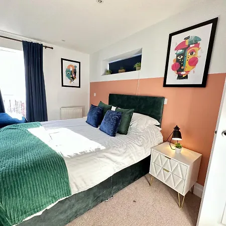 Beautiful House With Private Garden - Mycityhaven Bristol